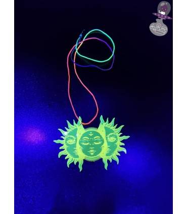 گردنبند بلک لایت